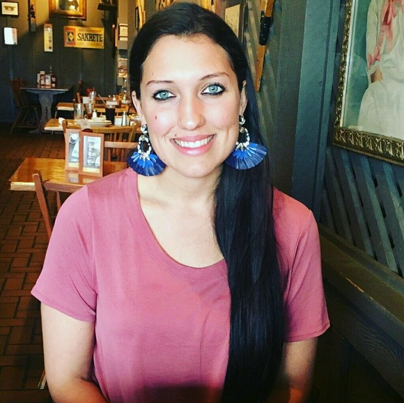 Meet your Posher, Lauren - Picture 1 of 1